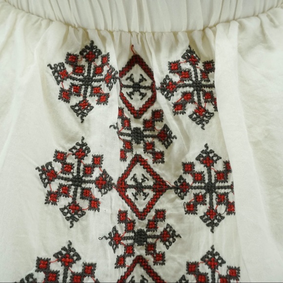 TULAROSA Marietta Off Shoulder Embroidered Dress - Picture 3 of 8